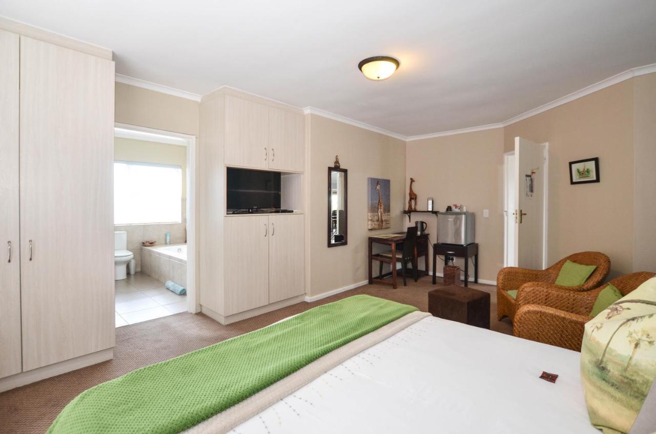 Hotel Atlantic Breeze à Le Cap Extérieur photo
