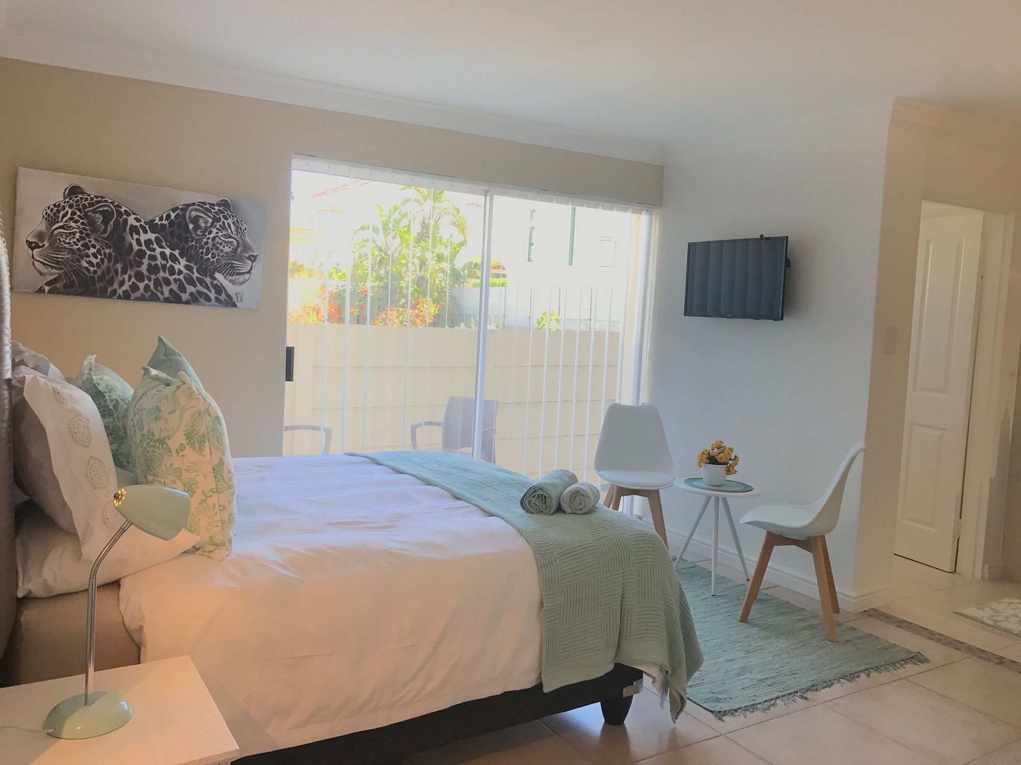 Hotel Atlantic Breeze à Le Cap Extérieur photo
